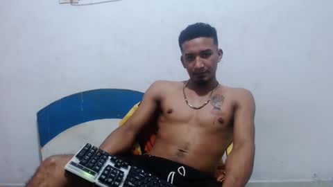 Snapshot of blackpassion2112 chatting on September 13, 2025, 7:46 pm JeinsBlack online show from September 13, 2025, 7:46 pm