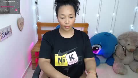 Snapshot of blackqueen_18 chatting on December 11, 2024, 7:31 am blackqueen_18 online show from December 11, 2024, 7:31 am