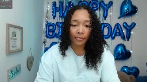 Snapshot of blackqueen_18 chatting on December 28, 2024, 4:08 am blackqueen_18 online show from December 28, 2024, 4:08 am