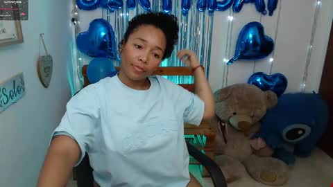 Snapshot of blackqueen_18 chatting on December 28, 2024, 7:11 am blackqueen_18 online show from December 28, 2024, 7:11 am