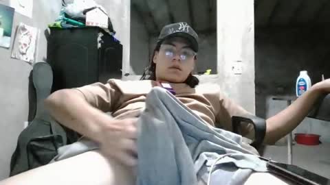 blade_sensual online show from June 20, 2026, 6:49 am