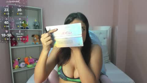 blaiir_moon online show from November 29, 2025, 7:28 pm