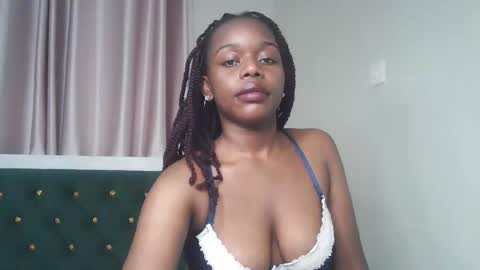 Snapshot of blair_havoc chatting on May 31, 2026, 12:34 pm Blair online show from May 31, 2026, 12:34 pm