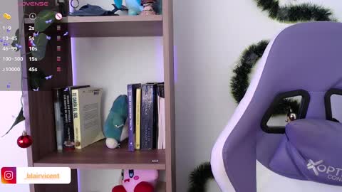   online show from December 6, 2024, 3:33 pm