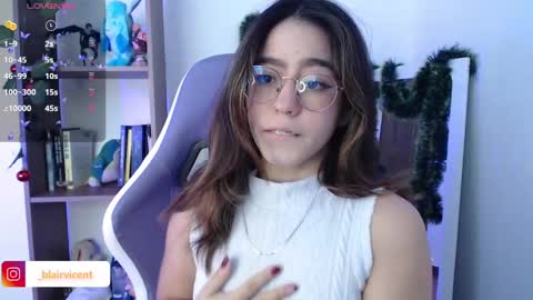   online show from December 11, 2024, 12:23 pm