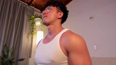 Blake Levi  Independent Model online show from March 1, 2025, 2:04 am