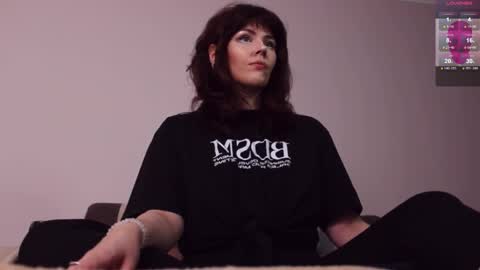 Britney online show from October 11, 2025, 10:03 am