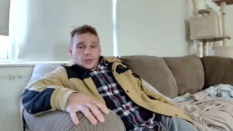 BlakeAndSkylar online show from December 3, 2024, 7:33 pm