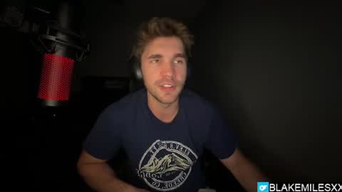 Snapshot of blakemiles2 chatting on July 21, 2026, 2:58 am Blake Miles online show from July 21, 2026, 2:58 am