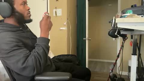 Snapshot of blakjag chatting on November 1, 2025, 6:43 pm Blackjag00 online show from November 1, 2025, 6:43 pm