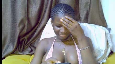 nikky00 online show from November 11, 2025, 9:04 pm