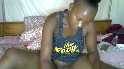 blaqgirl_ online show from April 14, 2026, 12:49 am