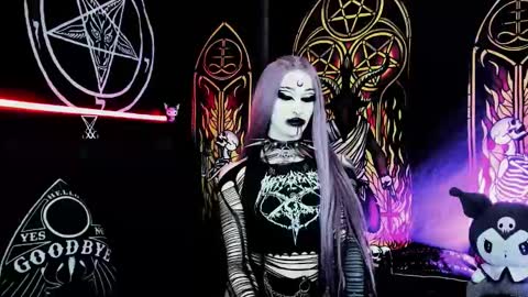   online show from October 17, 2025, 1:57 pm