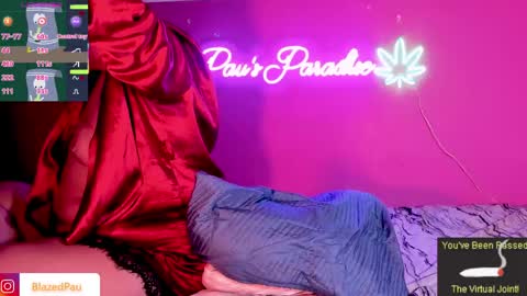 Pau online show from May 6, 2026, 3:35 am