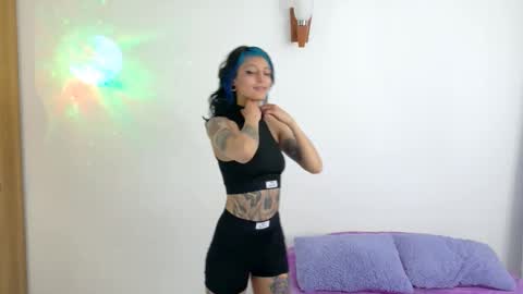 Snapshot of blazing_haze chatting on October 28, 2025, 4:05 am Susan Haze online show from October 28, 2025, 4:05 am