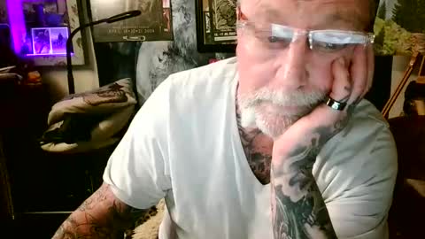 blindsurfer780299 online show from March 15, 2026, 10:49 pm