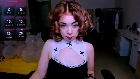 Snapshot of blinkofeyess chatting on July 24, 2026, 2:48 pm Nicole online show from July 24, 2026, 2:48 pm