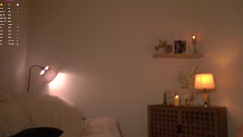 Snapshot of blissdilley chatting on December 20, 2025, 4:41 am Scarlett NEXT LIVE 5AM gmt online show from December 20, 2025, 4:41 am