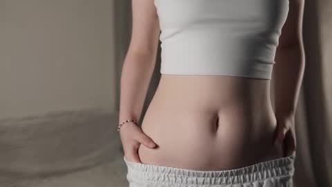 Mila online show from September 16, 2025, 3:24 pm