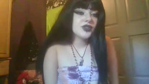 blitzbunny03 online show from November 17, 2025, 4:13 pm