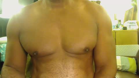 blkbiguncut10462 online show from February 6, 2025, 2:33 am