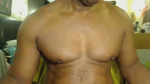 blkbiguncut10462 online show from February 25, 2025, 1:39 pm