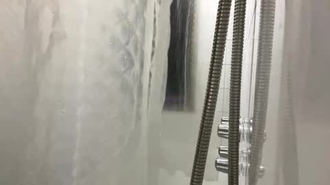 blkbiguncut10462 online show from March 4, 2025, 11:00 pm