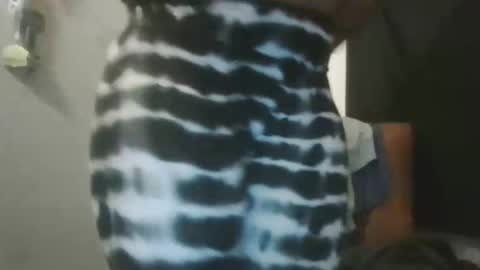 blknoranged33 online show from November 5, 2025, 3:06 am