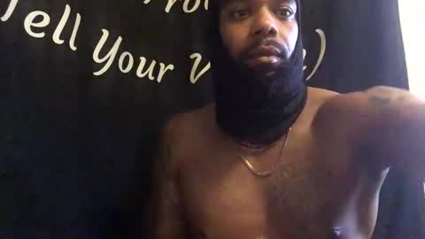 Snapshot of blksurfher chatting on December 28, 2024, 3:37 am blksurfher online show from December 28, 2024, 3:37 am