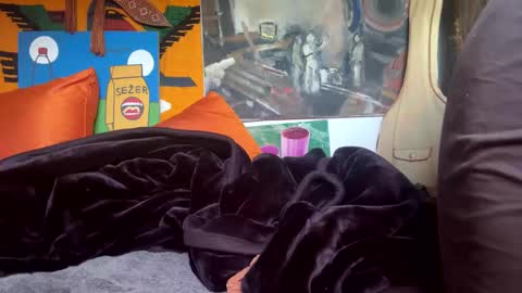 BlIdoL online show from September 19, 2025, 7:21 am