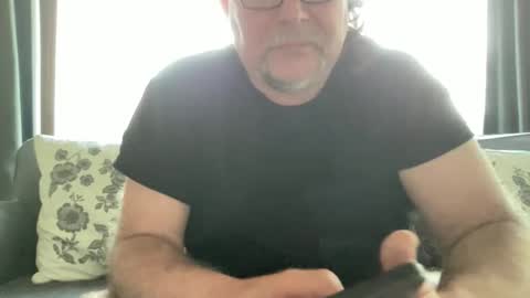 BlIdoL online show from April 1, 2026, 6:47 am