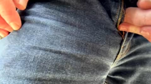 BlIdoL online show from April 17, 2026, 10:40 am