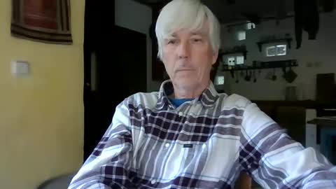 blomkuk online show from October 27, 2025, 12:42 pm