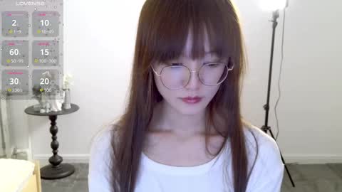 YoYo online show from December 9, 2024, 1:02 pm