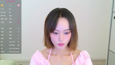 YoYo online show from September 18, 2025, 8:49 am