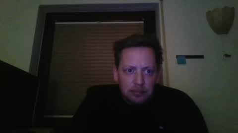 Snapshot of blonde32m chatting on December 21, 2024, 2:41 am blonde32m online show from December 21, 2024, 2:41 am