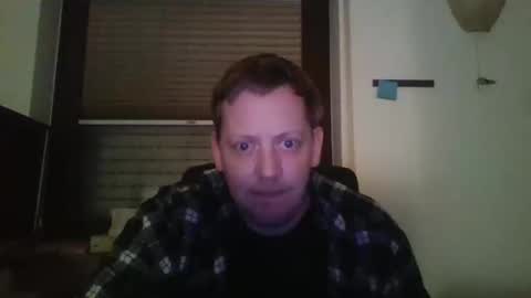 Snapshot of blonde32m chatting on January 21, 2025, 11:24 pm blonde32m online show from January 21, 2025, 11:24 pm