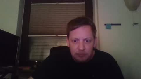 Snapshot of blonde32m chatting on March 7, 2025, 11:38 pm blonde32m online show from March 7, 2025, 11:38 pm