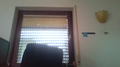 Snapshot of blonde32m chatting on September 28, 2025, 1:38 pm blonde32m online show from September 28, 2025, 1:38 pm