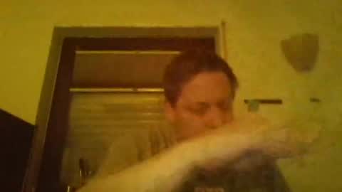 Snapshot of blonde32m chatting on October 23, 2025, 11:14 pm blonde32m online show from October 23, 2025, 11:14 pm