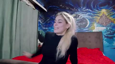 Snapshot of blonde4pasion chatting on December 26, 2024, 5:51 pm blonde4pasion online show from December 26, 2024, 5:51 pm