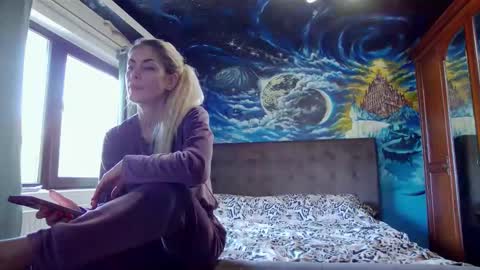 Snapshot of blonde4pasion chatting on October 28, 2025, 11:25 am blonde4pasion online show from October 28, 2025, 11:25 am