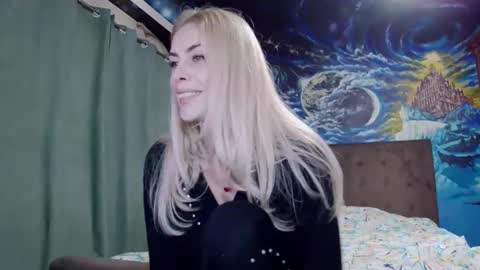 Snapshot of blonde4pasion chatting on November 22, 2025, 4:50 pm blonde4pasion online show from November 22, 2025, 4:50 pm