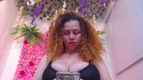 Snapshot of blonde_squirt_ chatting on February 13, 2026, 10:28 pm blonde_squirt_ online show from February 13, 2026, 10:28 pm