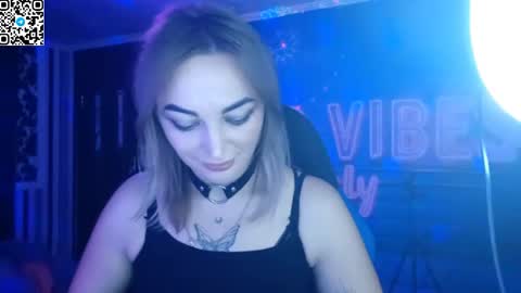 Snapshot of blonde_temptation chatting on October 22, 2025, 7:13 pm Meryem online show from October 22, 2025, 7:13 pm