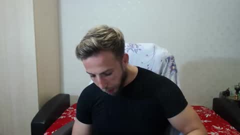 Snapshot of blondeagle chatting on November 9, 2025, 7:01 pm Mr Blond online show from November 9, 2025, 7:01 pm