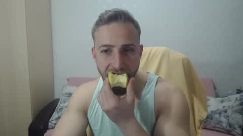 Snapshot of blondeagle chatting on March 25, 2026, 8:26 pm Mr Blond online show from March 25, 2026, 8:26 pm