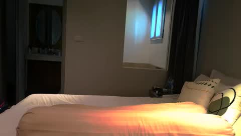 blondedolltia online show from November 9, 2025, 9:51 am