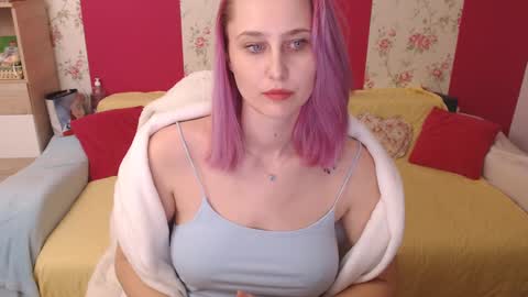Snapshot of blondenatasha chatting on March 11, 2025, 5:13 pm Natasha online show from March 11, 2025, 5:13 pm