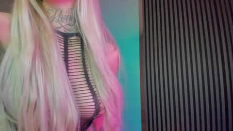 Snapshot of blondie_muller chatting on February 10, 2025, 6:24 pm blondie_muller online show from February 10, 2025, 6:24 pm